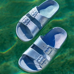 Win 1 of 4 pairs of Freedom Moses slides