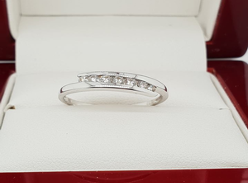 Win a 9ct diamond ring .30ct TDW