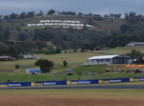 Win 2 GA Tickets to the Repco Bathurst 1000 Supercs - Century Batteries