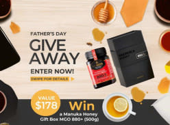 Win a 500g Jar Organic Medicinal Manuka Honey MGO 880+