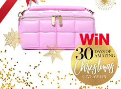 Win a Homee Beauty Bag by Estetika