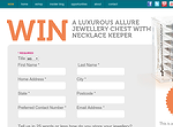 Win a luxurious Allure jewellery chest with necklace keeper!